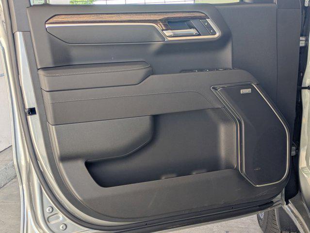 Photo of 2025 Sterling Metallic GMC Sierra 1500