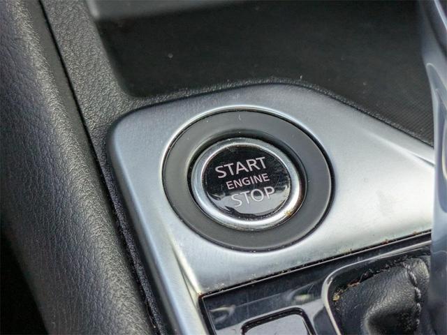 Photo of 2024 Black Nissan Sentra