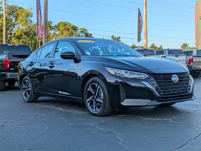 Photo of 2024 Black Nissan Sentra