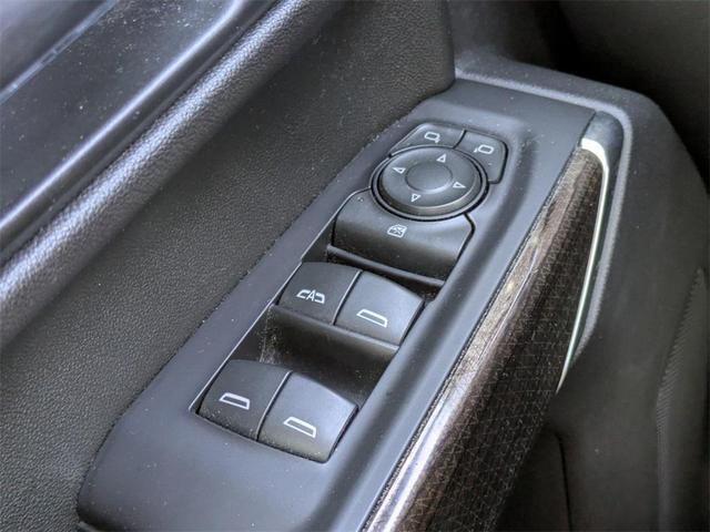 Photo of 2020 Silver Ice Metallic Chevrolet Silverado 1500