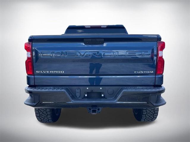 Photo of 2022 Northsky Blue Metallic Chevrolet Silverado 1500 Limited
