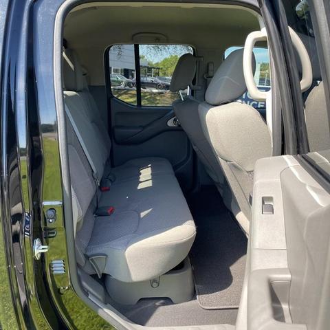 Photo of 2021 Magnetic Black Nissan Frontier