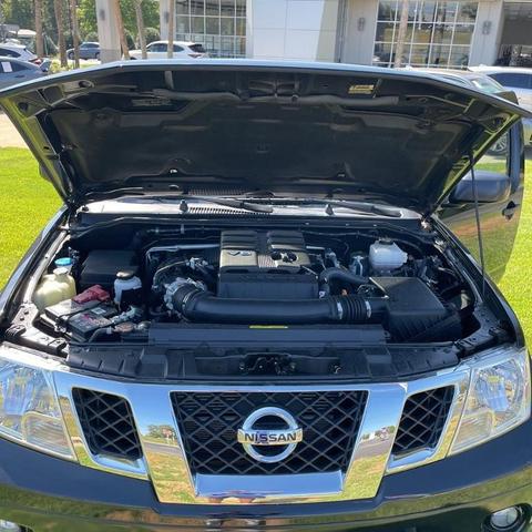 Photo of 2021 Magnetic Black Nissan Frontier