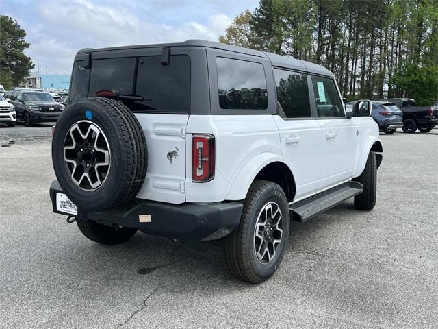 Photo of 2025 Oxford White Ford Bronco