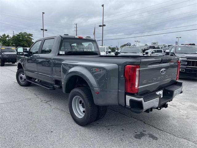 Photo of 2025 Gray Ford F-350