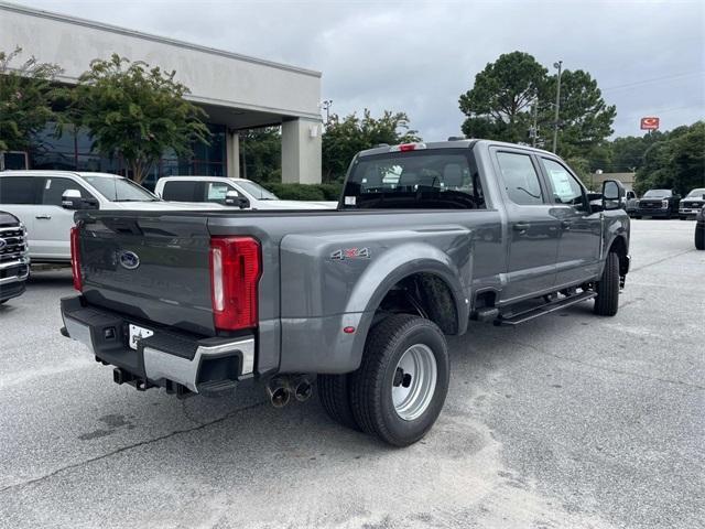 Photo of 2025 Gray Ford F-350