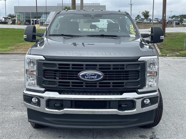 Photo of 2025 Gray Ford F-350