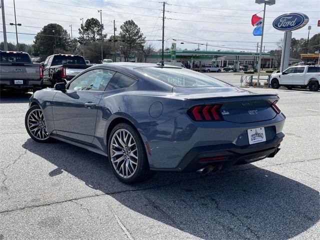 Photo of 2025 Vapor Blue Ford Mustang