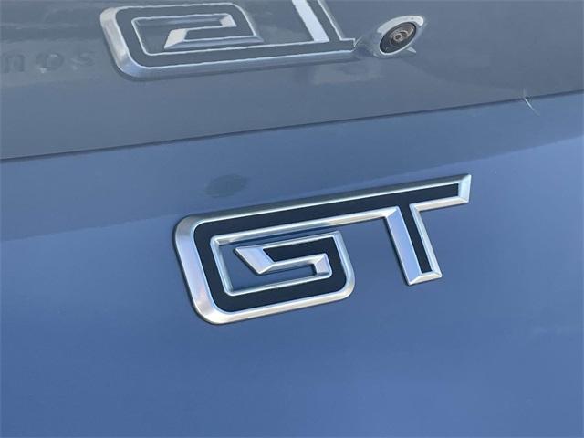 Photo of 2025 Vapor Blue Ford Mustang