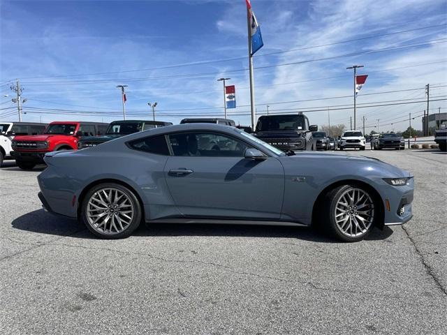 Photo of 2025 Vapor Blue Ford Mustang