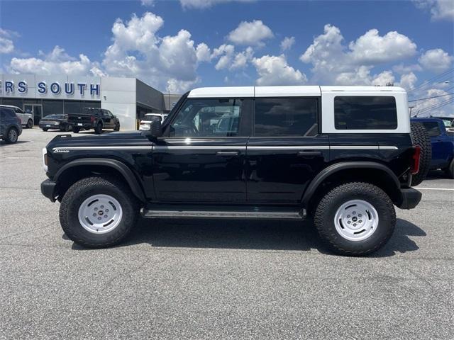 Photo of 2025 Shadow Black Ford Bronco