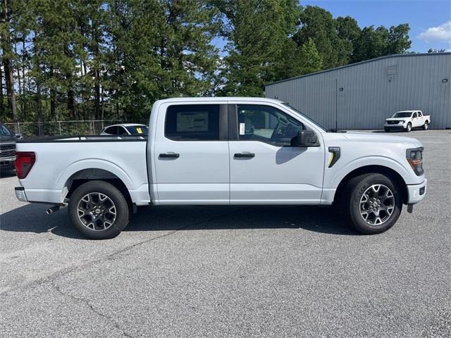 Photo of 2025 White Metallic Ford F-150