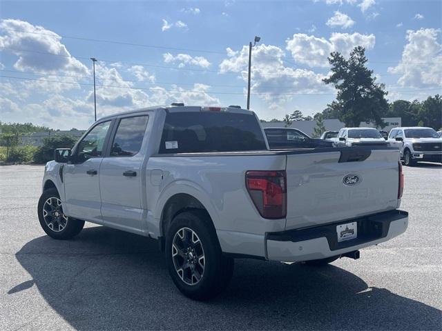 Photo of 2025 White Metallic Ford F-150
