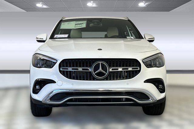 Photo of 2025 Polar White Mercedes-Benz GLA 250