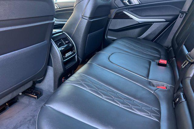 Photo of 2025 Gray BMW X5 PHEV