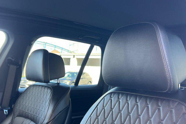 Photo of 2025 Gray BMW X5 PHEV