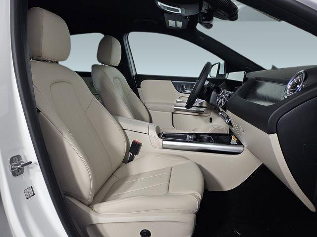 Photo of 2025 Polar White Mercedes-Benz GLA 250