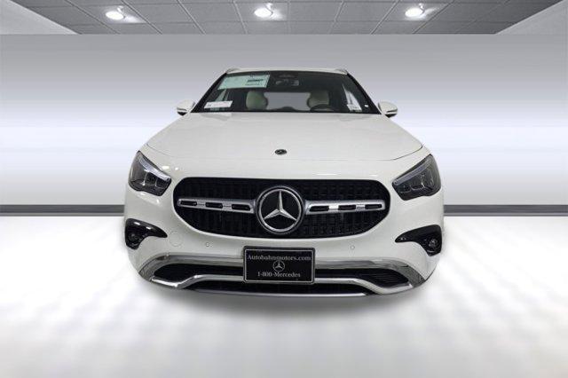 Photo of 2025 Polar White Mercedes-Benz GLA 250