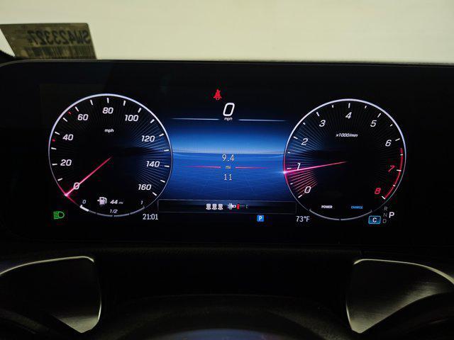 Photo of 2025 Night Black Mercedes-Benz GLB 250
