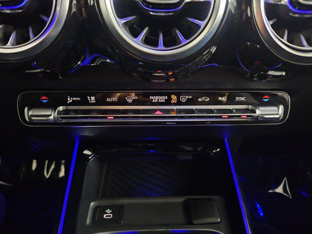 Photo of 2025 Night Black Mercedes-Benz GLB 250