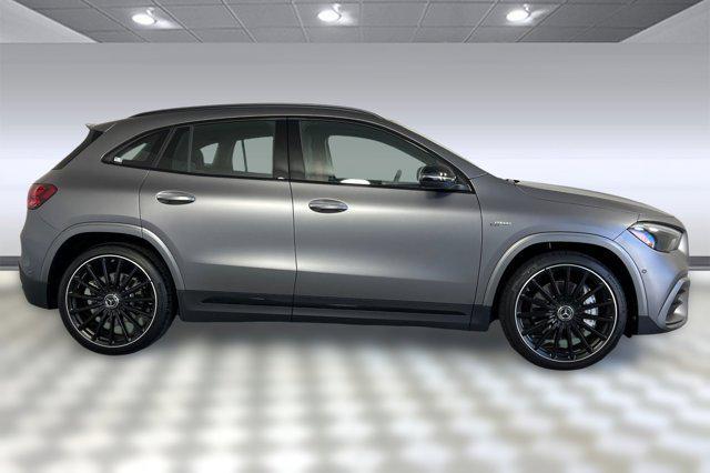 Photo of 2025 MANUFAKTUR Mountain Grey Magno Mercedes-Benz AMG GLA 35