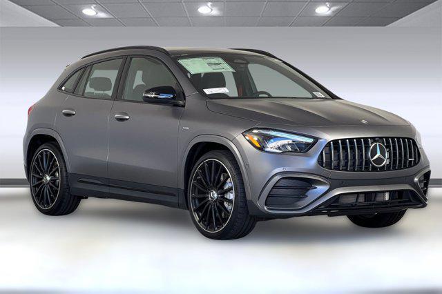 Photo of 2025 MANUFAKTUR Mountain Grey Magno Mercedes-Benz AMG GLA 35