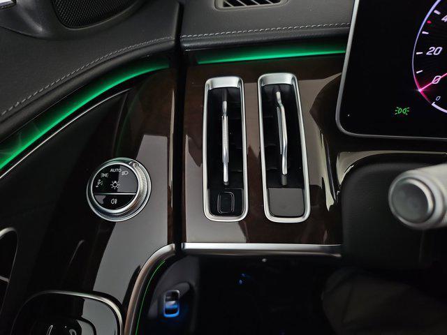 Photo of 2024 Black Mercedes-Benz S-Class