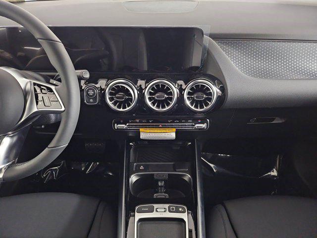 Photo of 2025 Night Black Mercedes-Benz GLA 250