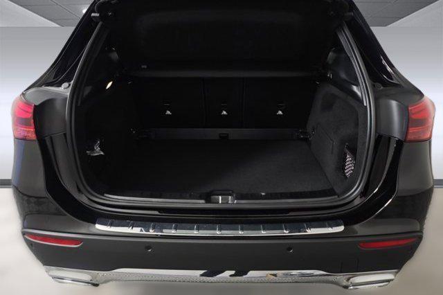 Photo of 2025 Night Black Mercedes-Benz GLA 250