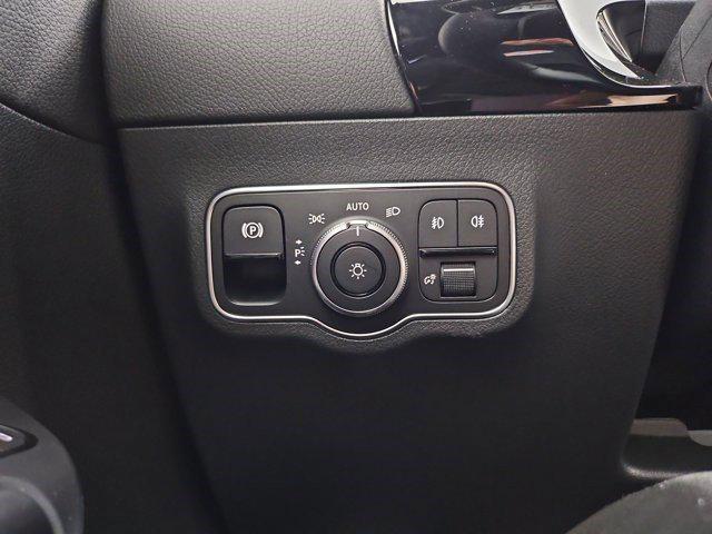 Photo of 2025 Night Black Mercedes-Benz GLA 250
