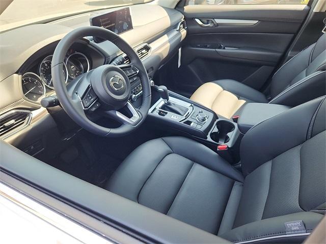 Photo of 2025 Quartz Metallic Mazda CX-5