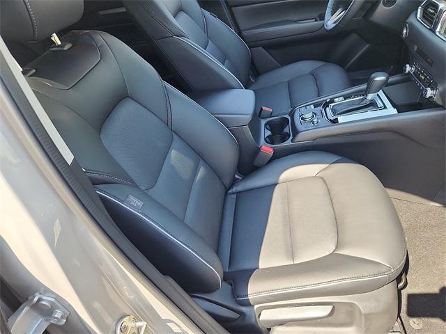 Photo of 2025 Quartz Metallic Mazda CX-5