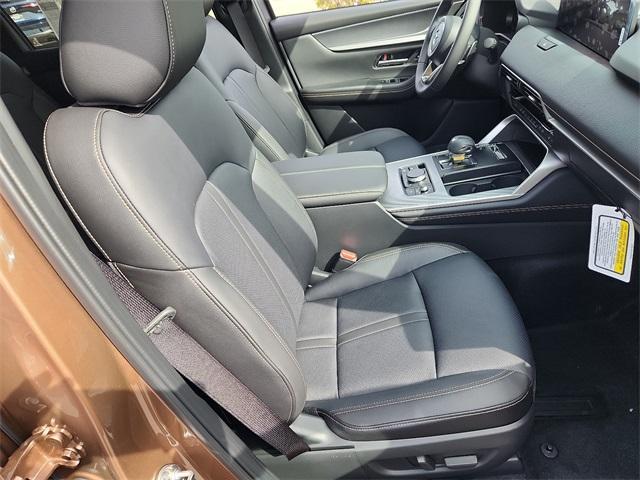 Photo of 2025 Copper Metallic Mazda CX-70 PHEV