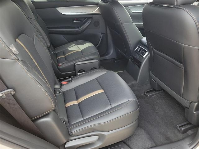Photo of 2025 Platinum Mazda CX-90 PHEV