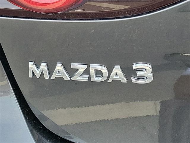 Photo of 2022 Machine Gray Metallic Mazda Mazda3