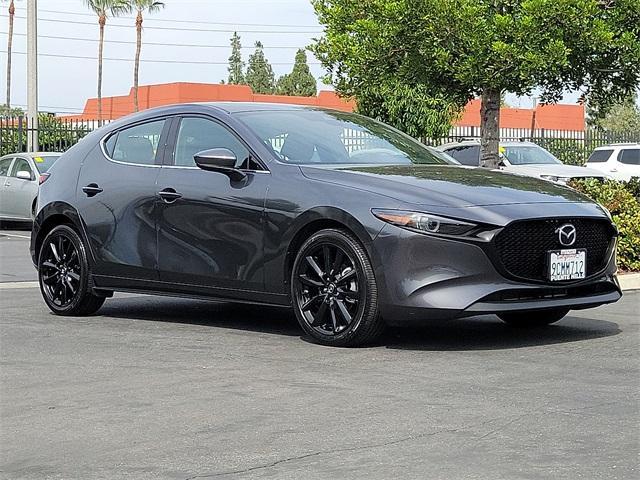 Photo of 2022 Machine Gray Metallic Mazda Mazda3