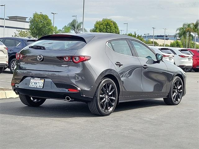 Photo of 2022 Machine Gray Metallic Mazda Mazda3