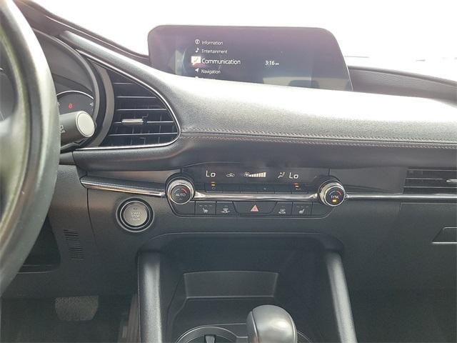 Photo of 2022 Machine Gray Metallic Mazda Mazda3