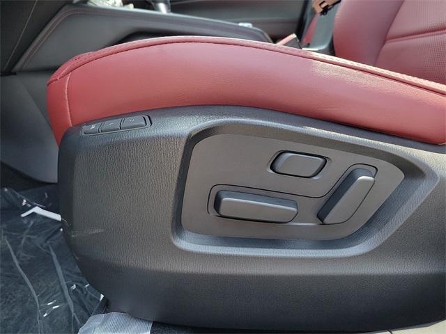 Photo of 2025 Jet Black Mazda CX-5