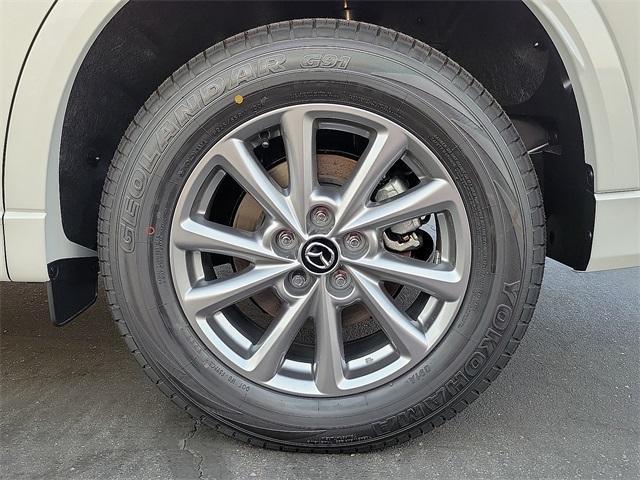 Photo of 2025 Rhodium White Metallic Mazda CX-5