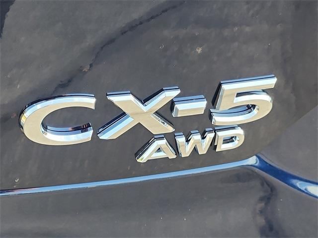 Photo of 2025 Crystal Blue Mazda CX-5