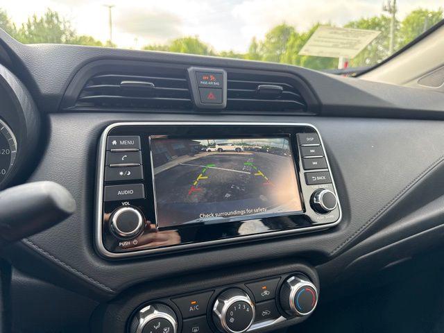 Photo of 2025 Gun Metallic Nissan Versa