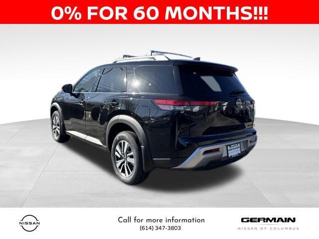 Photo of 2025 Super Black Nissan Pathfinder