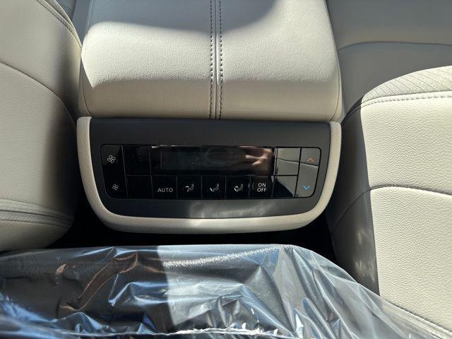 Photo of 2025 Super Black Nissan Pathfinder