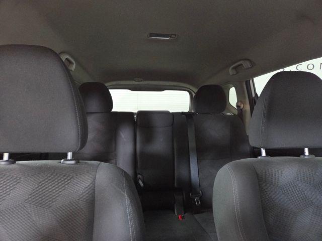 Photo of 2016 Pearl White Nissan Rogue