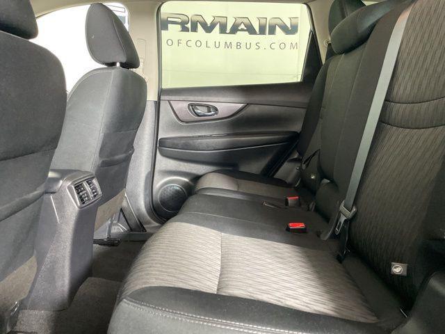 Photo of 2019 Gun Metallic Nissan Rogue