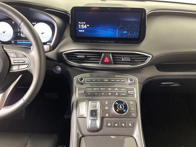 Photo of 2021 Quartz White Hyundai SANTA FE