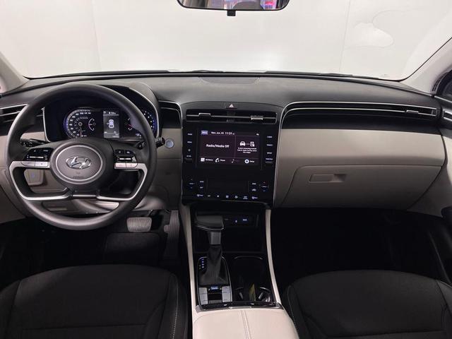 Photo of 2024 Black Pearl Hyundai TUCSON