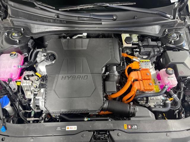 Photo of 2025 Abyss Black Hyundai ELANTRA HEV