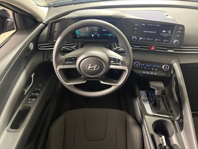Photo of 2025 Abyss Black Hyundai ELANTRA HEV